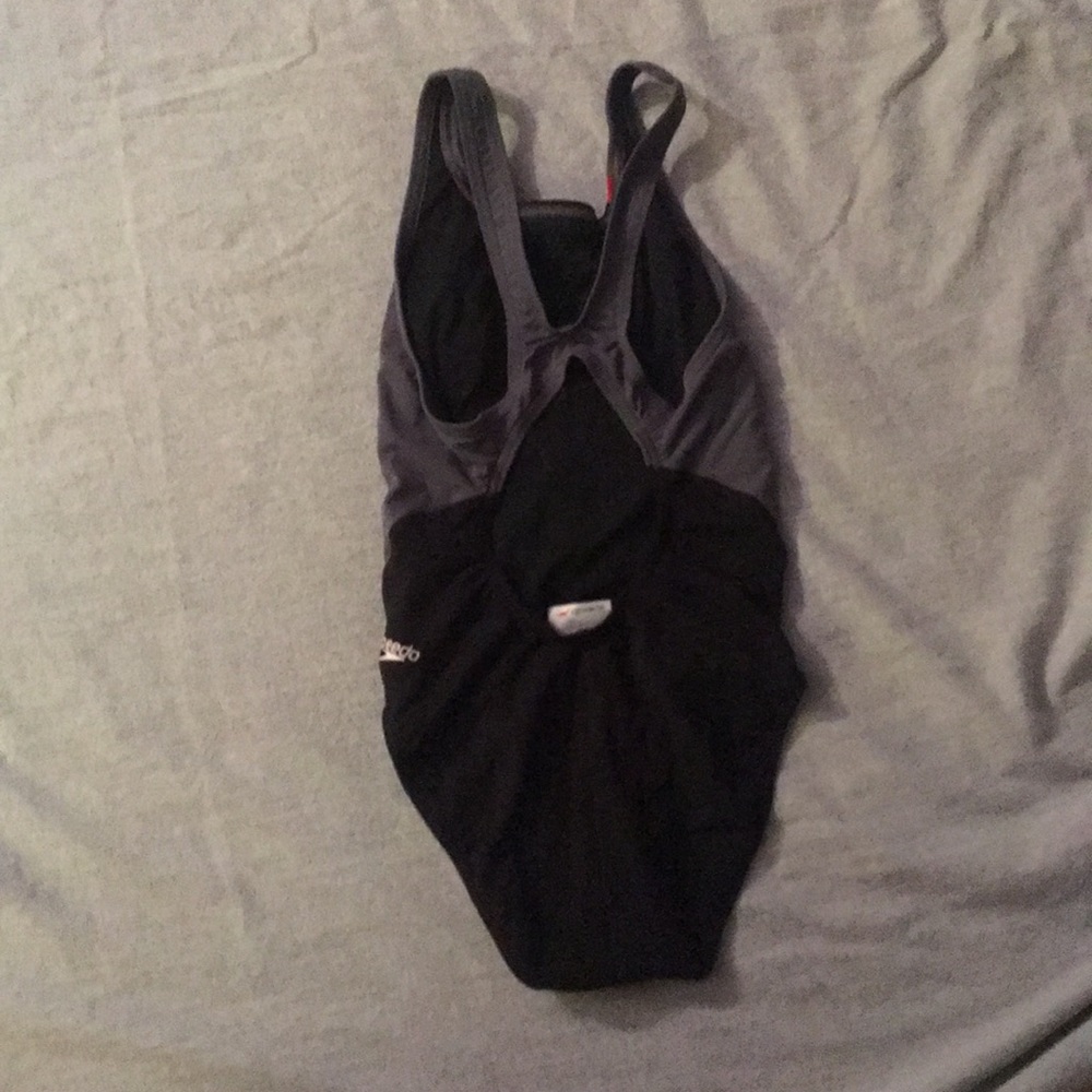 Speedo - Picture 2 of 3